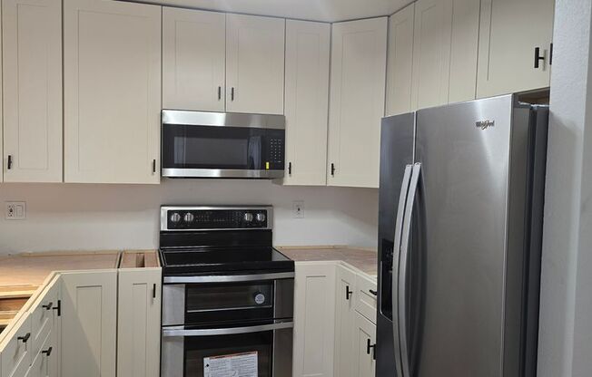 2 beds, 2 baths, $1,900