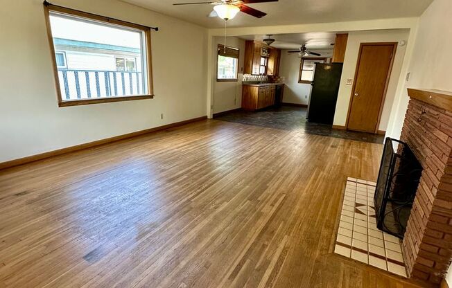 Spacious 3 Bedroom/1.5 Bath with a Bonus Room
