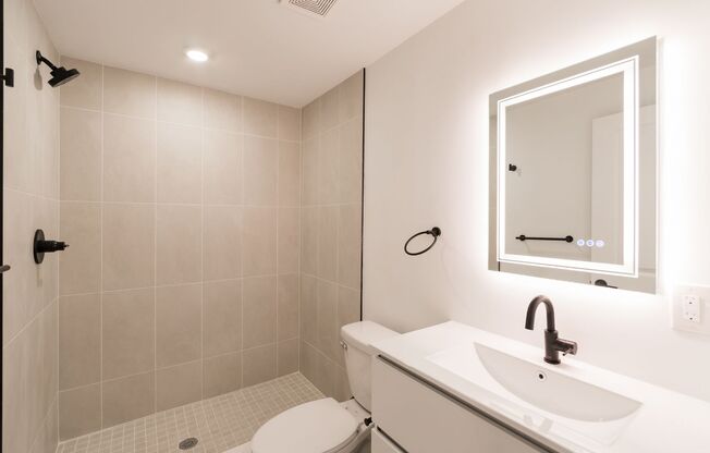 2 beds, 2 baths, 905 sqft, $1,535, Unit 1