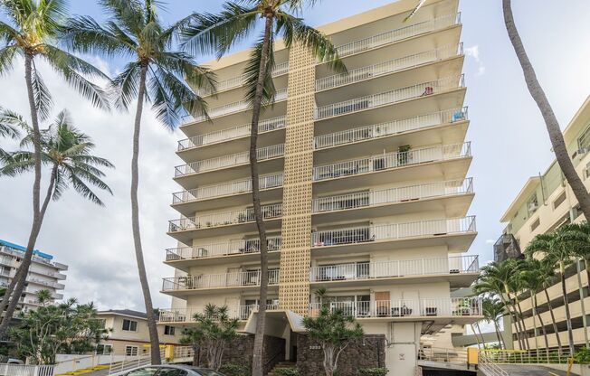 2 bedroom/2 bath/1 parking in Coral Terrace