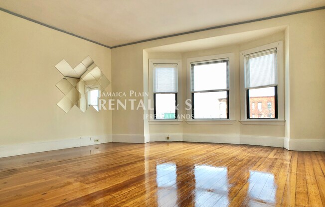5 Glen Rd.