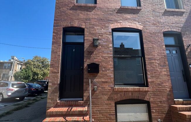 Recently Updated 2Bedroom EOG Townhome in Patterson Park!