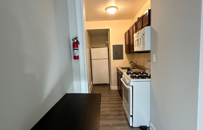 Studio, 1 bath, $1,000, Unit Unit A