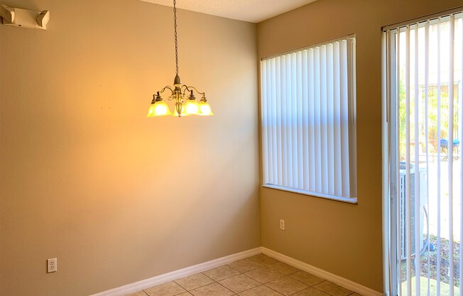 3 Bed, 3 Bath Townhouse near Disney!