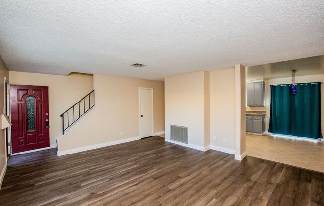 2 beds, 1.5 baths, $1,650