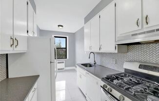 Fully Renovated 1 Bedroom 1 Bathroom  Available