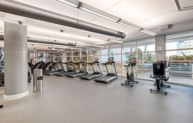 2 beds, 2 baths, 989 sqft, $3,300, Unit 2202