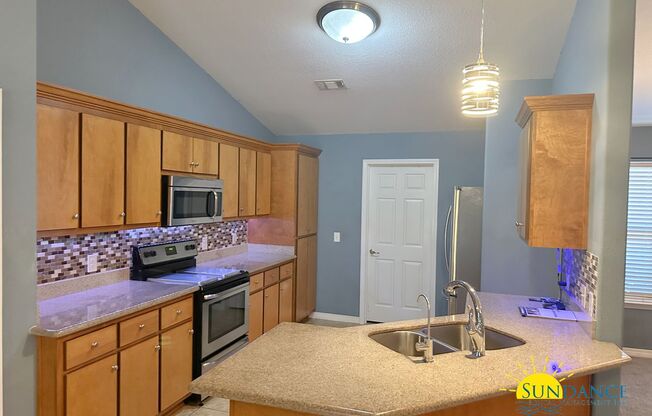 3 beds, 2 baths, $2,395