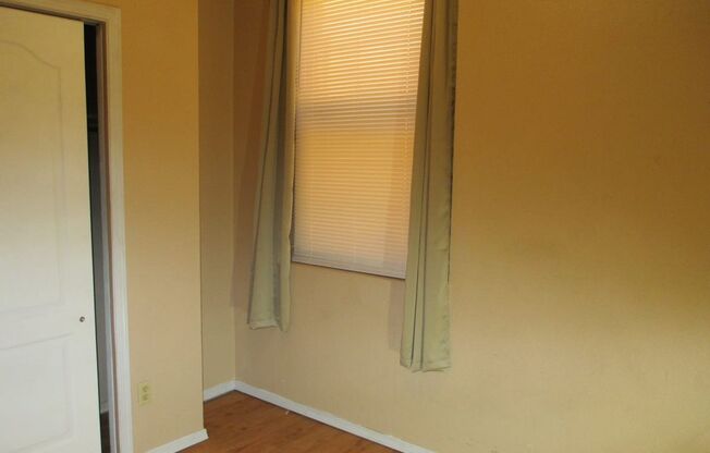 E San Antonio 1311 (Group 3)