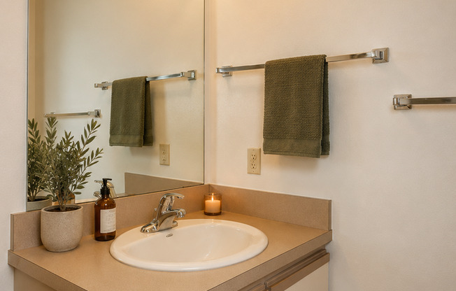 1 bed, 1 bath, 525 sqft, $1,678, Unit 104