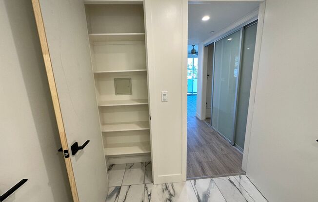 1 bed, 1 bath, 690 sqft, $3,300, Unit 408