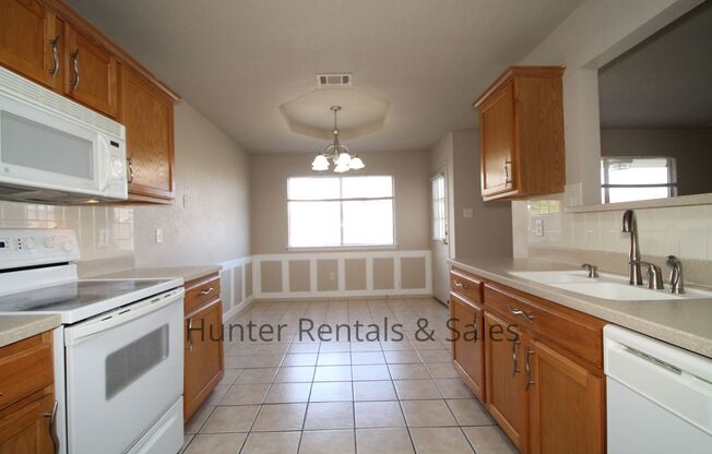 4 beds, 2 baths, $1,375