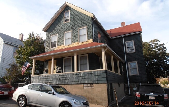 6 ROWLEY ST
