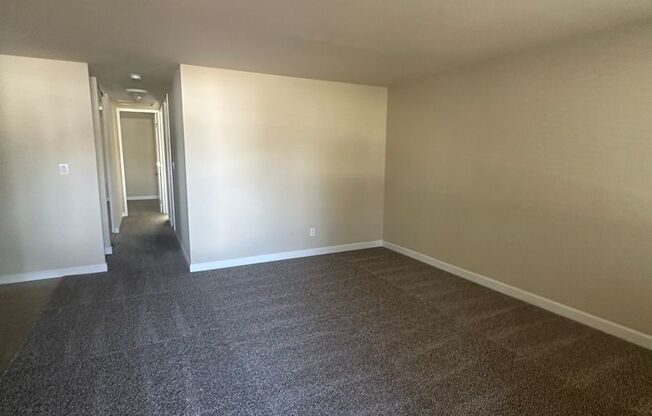 Spacious Cambrian 3 bed 2 bath home available now