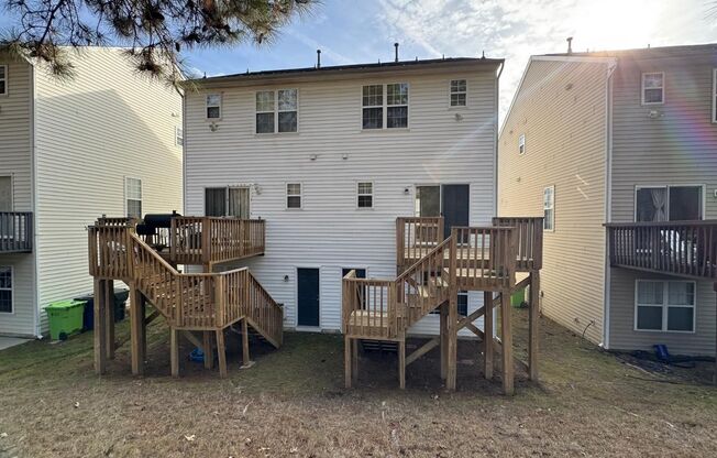 2 beds, 2.5 baths, $1,750