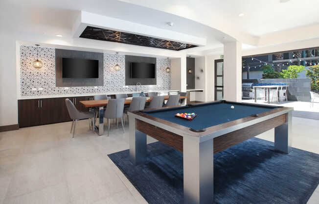 Resident Lounge with Billiard Table