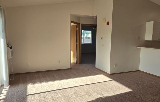 2 beds, 1 bath, 856 sqft, $1,269, Unit PL   7305