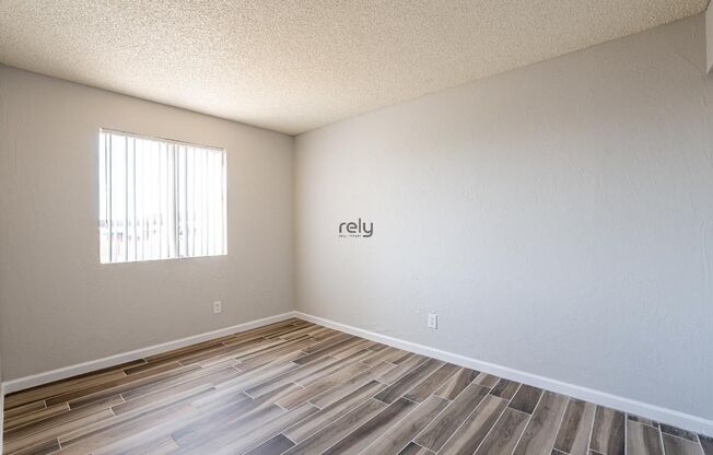 2 beds, 1 bath, 500 sqft, $925, Unit 102