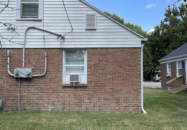 615 North Tibbs Avenue