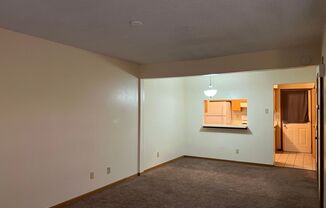 2 beds, 1.5 baths, $925, Unit #18