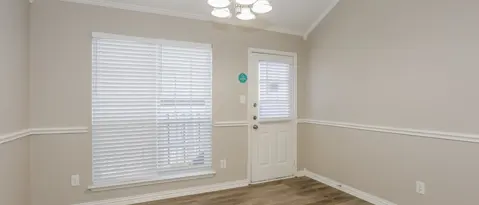 217 LOS ANGELES DR