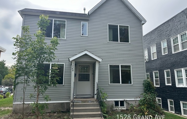 1528 Grand Avenue