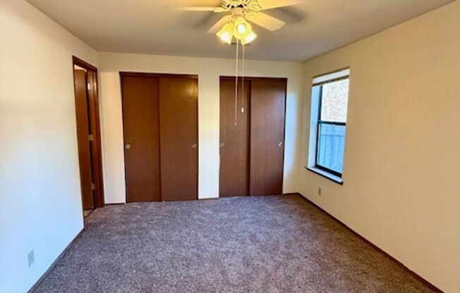 3 beds, 2 baths, $2,695