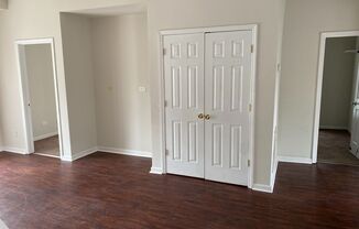 4 beds, 1 bath, $1,750