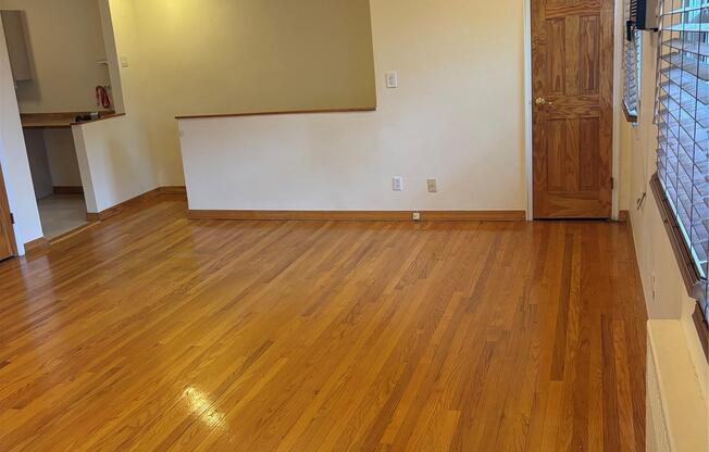 268 18 81 AVE