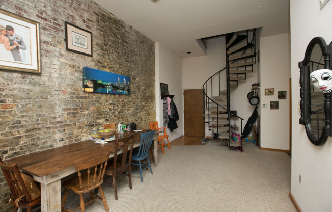 Charming Old City Apartments