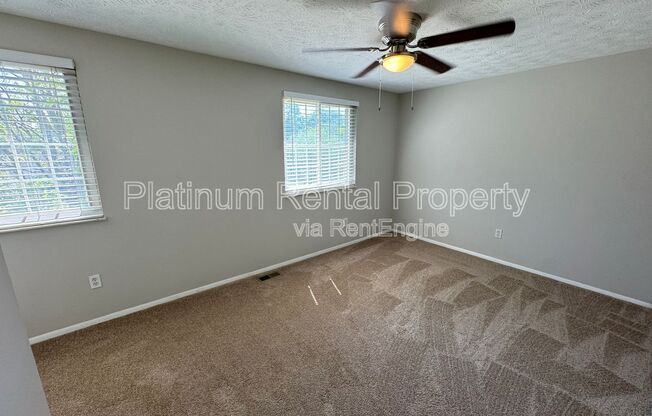 4 beds, 3 baths, 1,560 sqft, $2,300