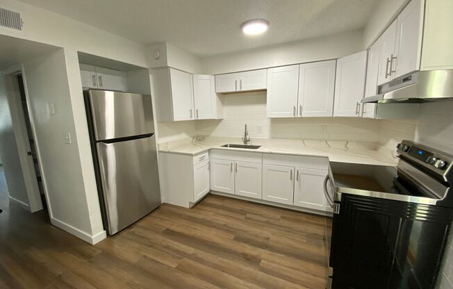 2 beds, 1.5 baths, 980 sqft, $1,200, Unit 6838-5