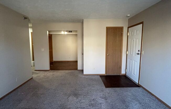 Southwinds Apts. (4712 Virginia St.)