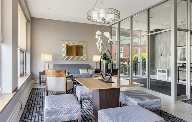 20 HAMMOND POND PKWY