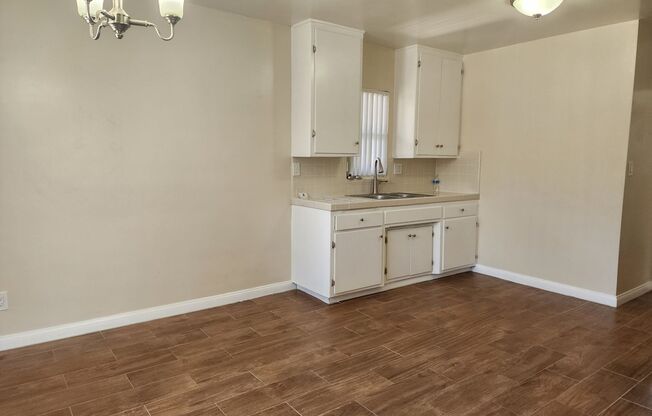 4357/4361 Elm Ave