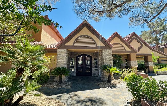 2 beds, 2 baths, $1,695, Unit UNIT 2251