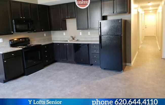 2 beds, 1 bath, 951 sqft, $1,140, Unit 007