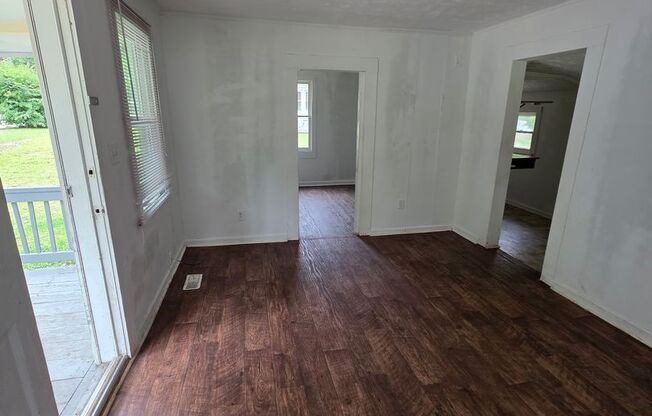 2BEDROOM 1BATH