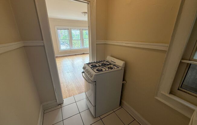 Studio, 1 bath, $845