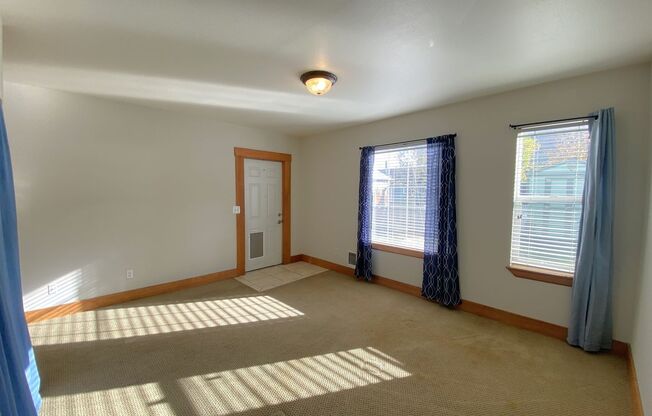 2 beds, 1 bath, $1,800