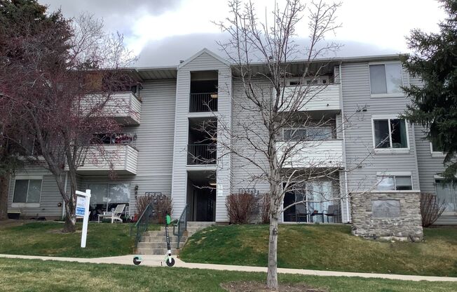 MOVE IN SPECIAL-PAY LESS FIRST 3 MONTH'S Beautiful 2 Bedroom, 2 Bath Condominium in Salt Lake City