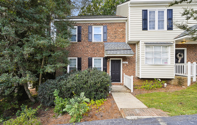 6101 HIGHCASTLE CT