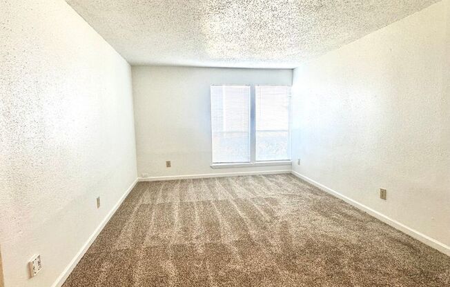 2 beds, 2 baths, 902 sqft, $1,054, Unit 115