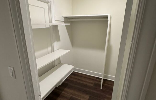1 bed, 1 bath, 425 sqft, $1,920, Unit 309