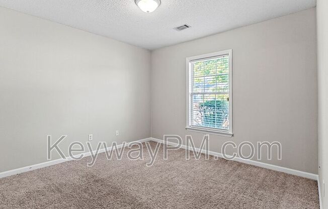 1017 OLD MARKS DR