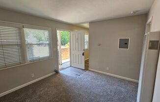 012 - 370 N Fair Oaks Ave