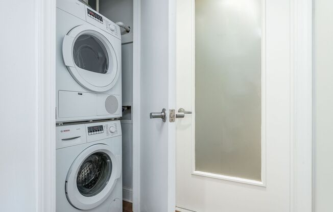 1 bed, 1 bath, 660 sqft, $1,688, Unit 301