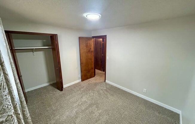 3 beds, 2 baths, $2,100