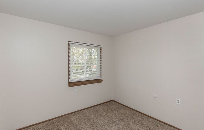 2 beds, 1 bath, 850 sqft, $795, Unit 3535 N Main Street Apt C-7