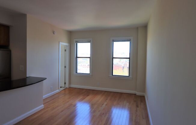 Studio, 1 bath, 407 sqft, $1,950